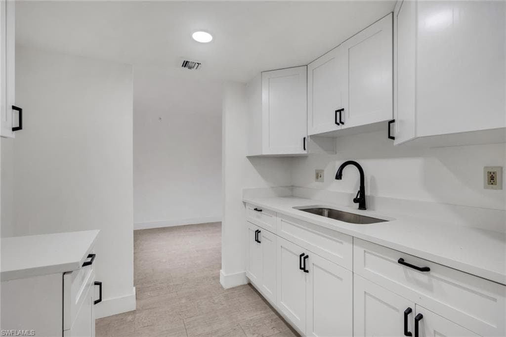 2366 E. Mall Dr Apt. 101-4