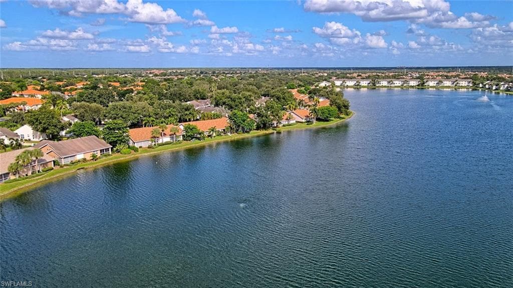 2608 Sailors WAY # 122, NAPLES FL 34109-9