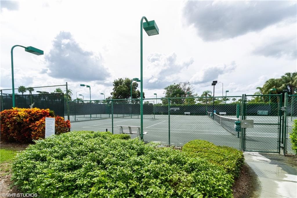 2608 Sailors WAY # 122, NAPLES FL 34109-36