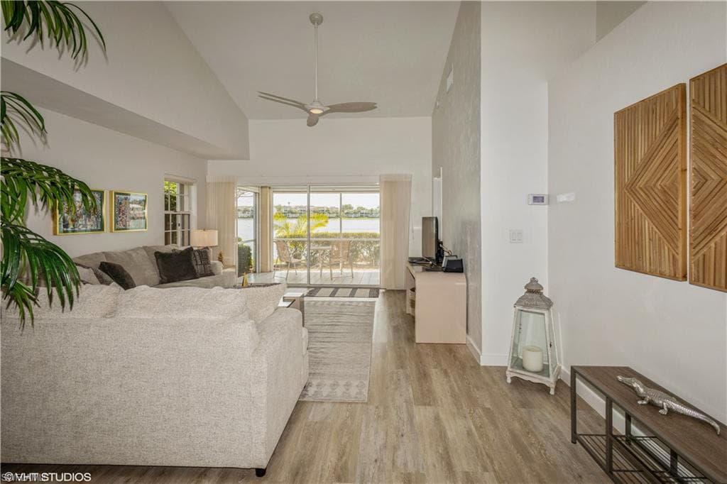 2608 Sailors WAY # 122, NAPLES FL 34109-14