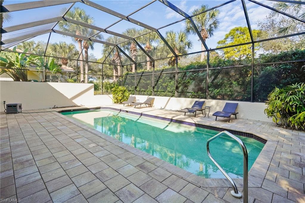 3660 Olde Cottage LN-17