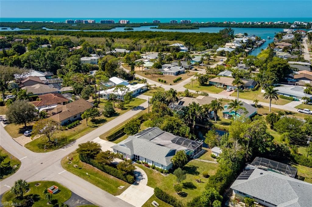 661 Valley DR-39