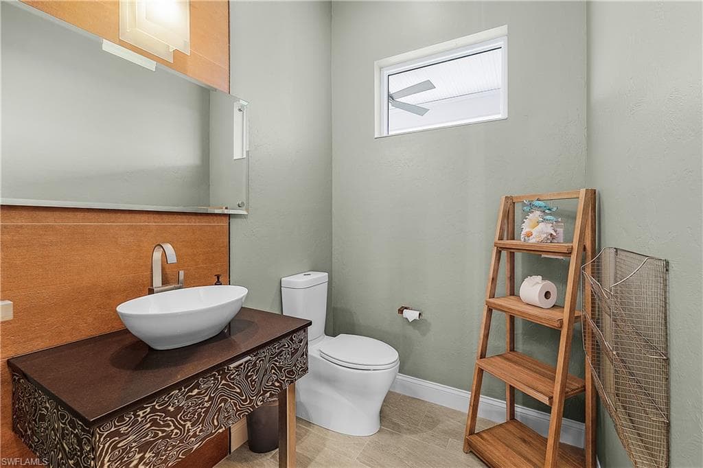 24057 Treasure Island BLVD, PUNTA GORDA FL 33955-25