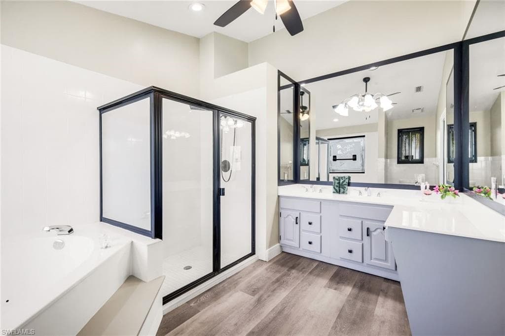 7239 Hendry Creek DR, FORT MYERS FL 33908-15