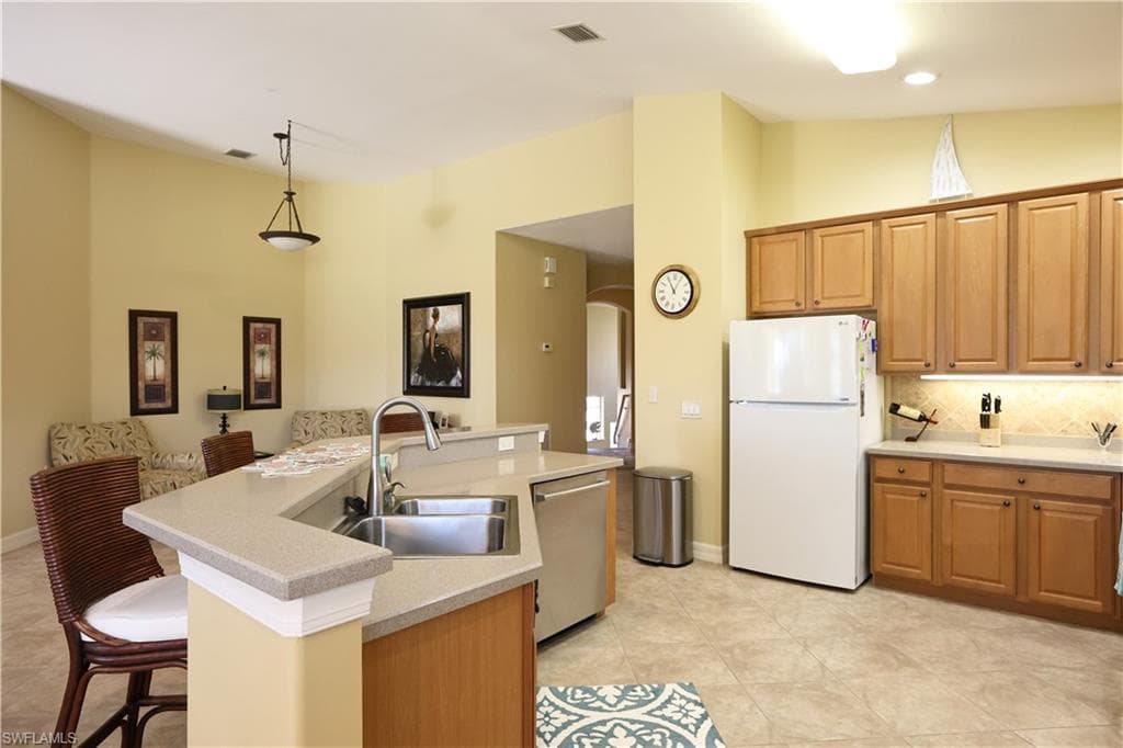 12052 BRASSIE BEND 201-3