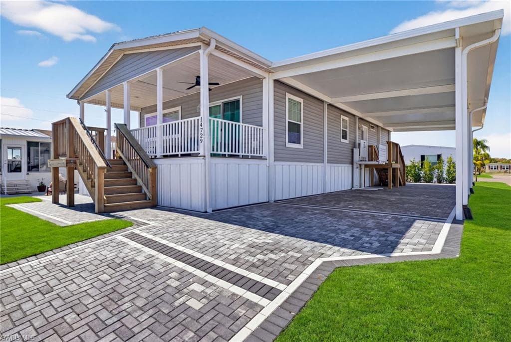 14729 Constitution WAY, NORTH FORT MYERS FL 33917-1