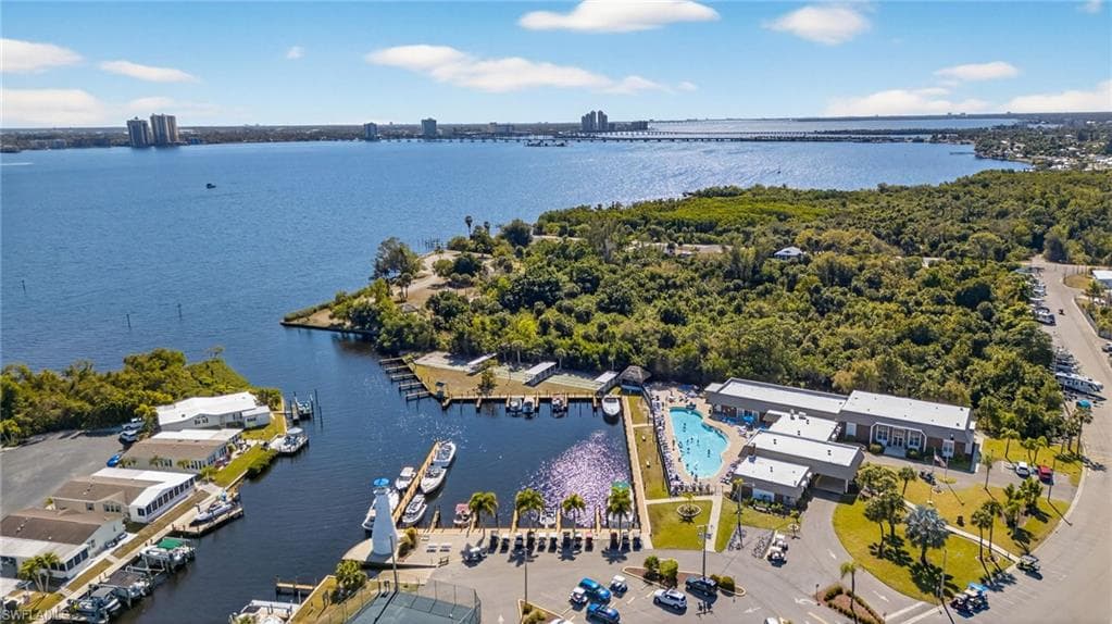 14729 Constitution WAY, NORTH FORT MYERS FL 33917-48