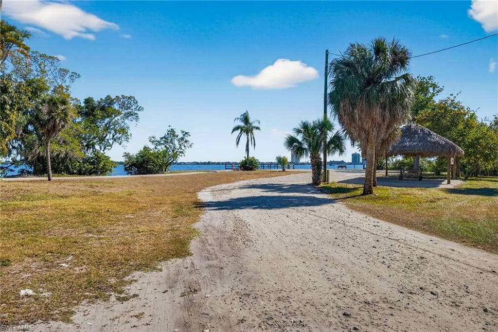 14729 Constitution WAY, NORTH FORT MYERS FL 33917-32