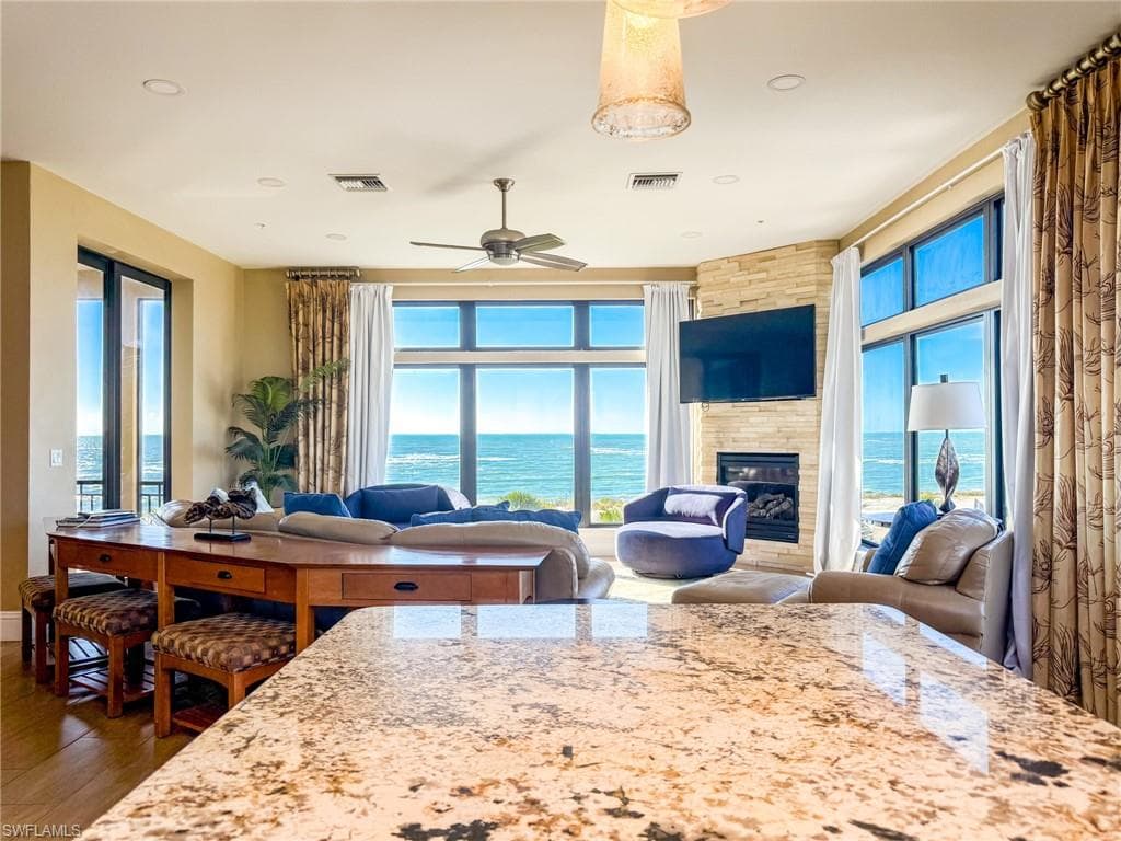 660 Gulf LN-7