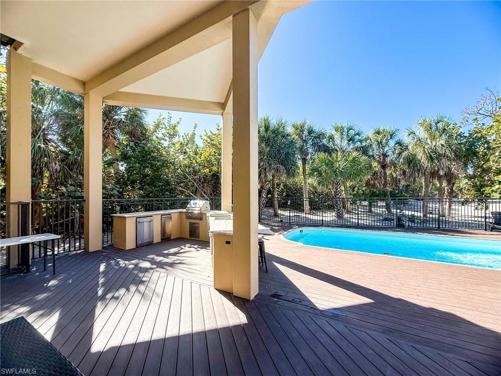 660 Gulf LN-44
