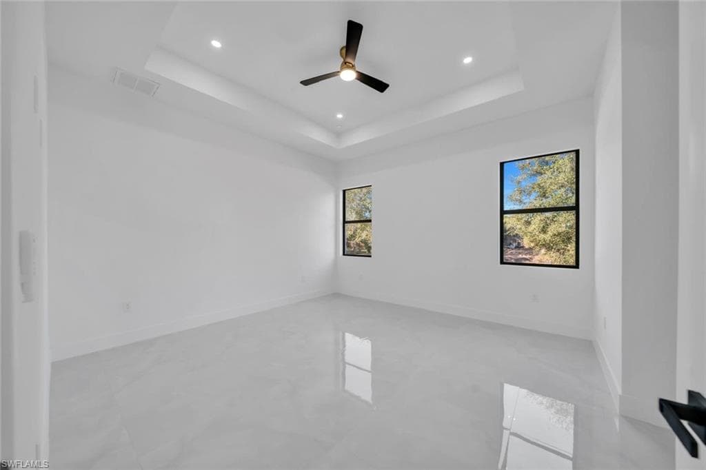 2803 3rd ST W-11