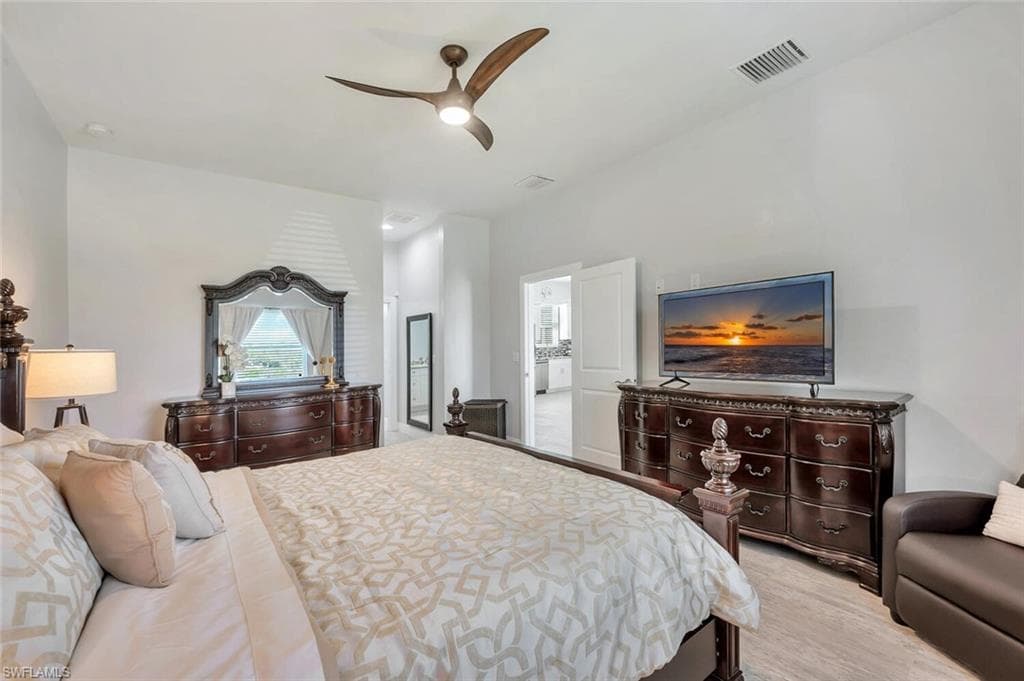 3196 Connecticut AVE, NAPLES FL 34112-18