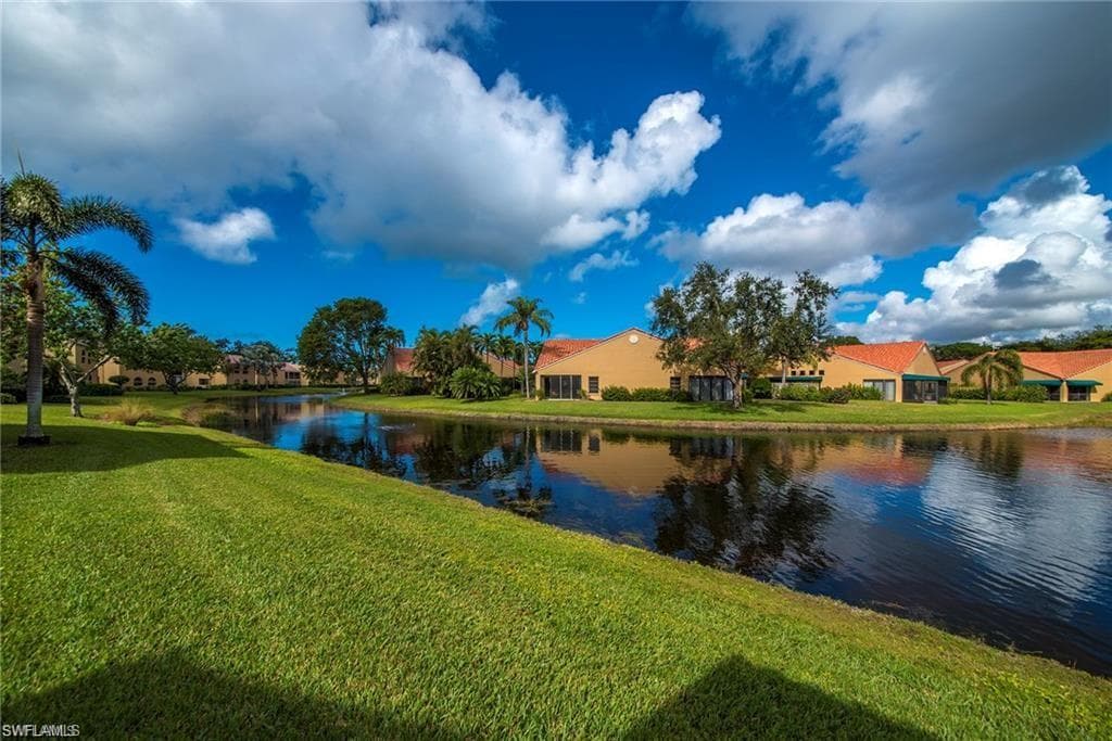 643 Beachwalk CIR D-202-22