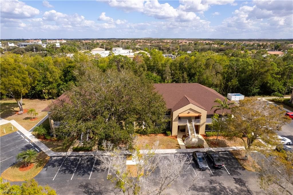 3130 Seasons WAY # 415, ESTERO FL 33928-26