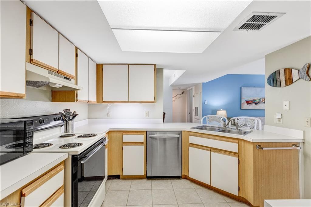 3130 Seasons WAY # 415, ESTERO FL 33928-5