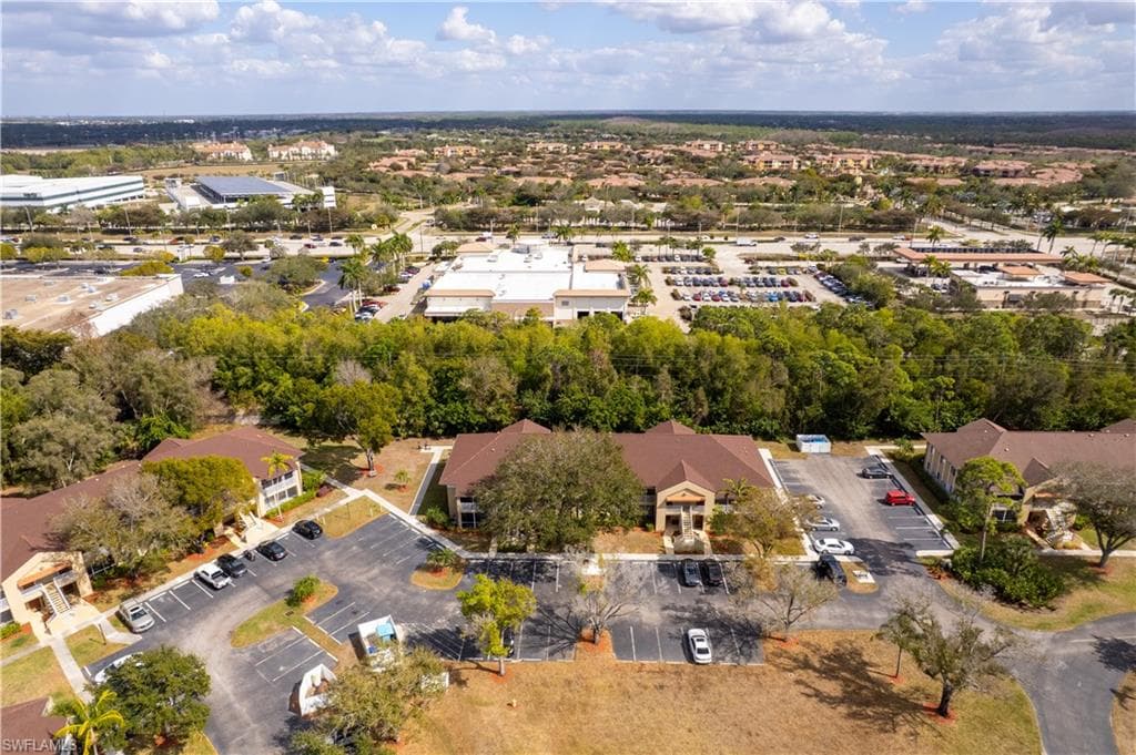 3130 Seasons WAY # 415, ESTERO FL 33928-27