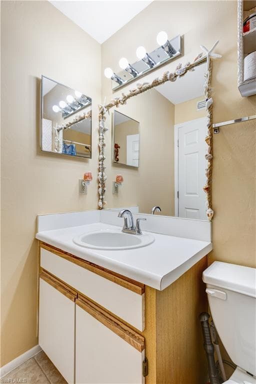3130 Seasons WAY # 415, ESTERO FL 33928-19