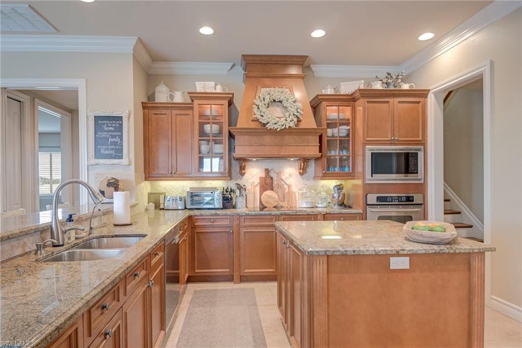 2131 Silk Bay BLVD, ALVA FL 33920-8