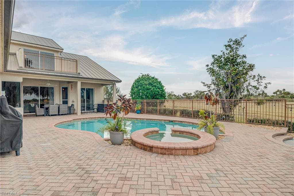 2131 Silk Bay BLVD, ALVA FL 33920-39