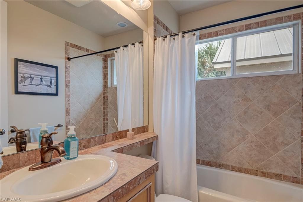 2131 Silk Bay BLVD, ALVA FL 33920-30
