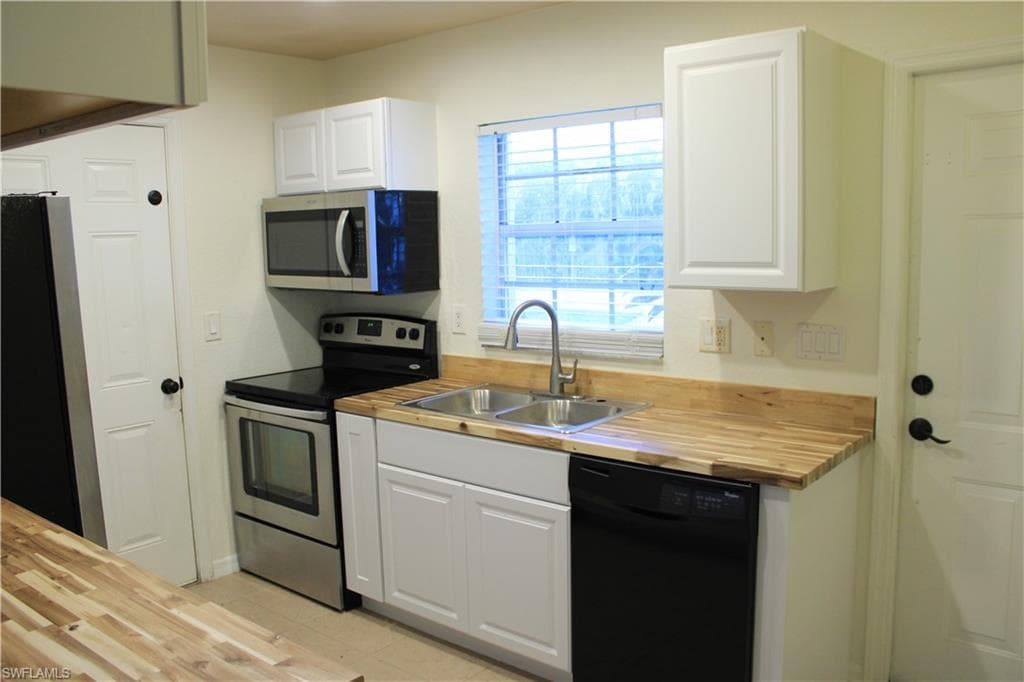5280 Glenlivet RD, FORT MYERS FL 33907-2