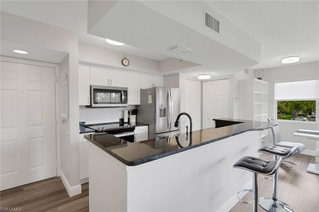 8851 Colonnades CT W 131-4