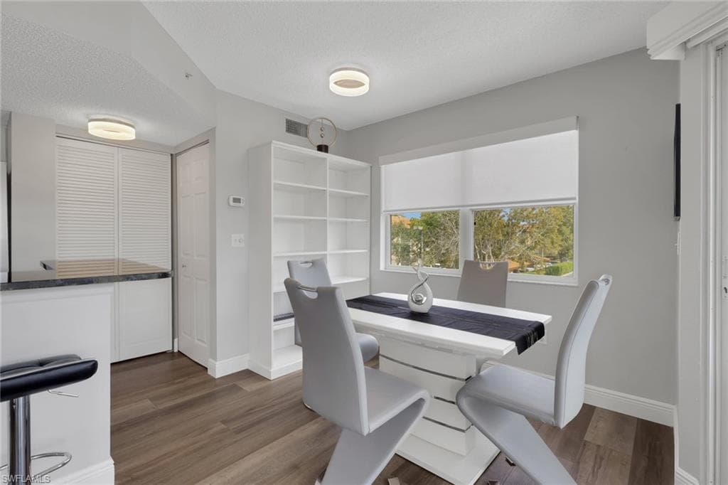 8851 Colonnades CT W 131-10