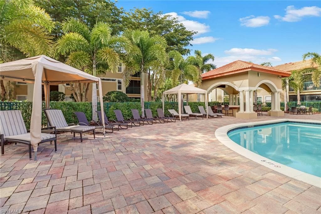 8851 Colonnades CT W 131-28