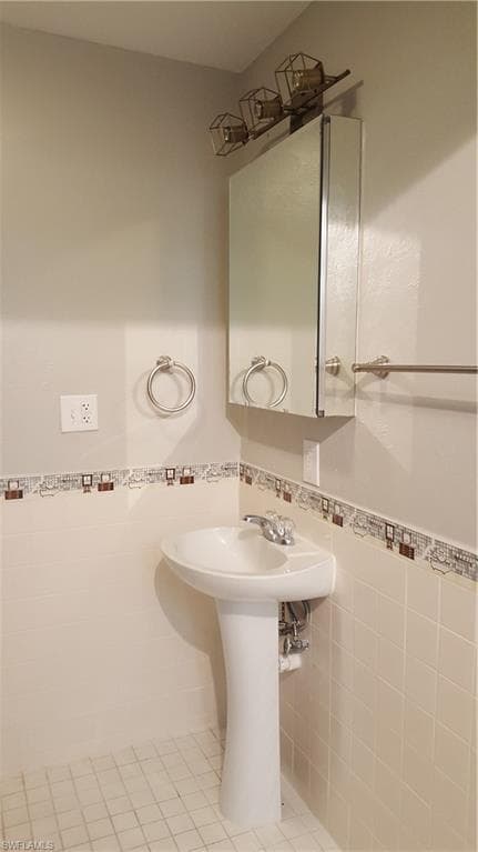 6870 Golden RD-12