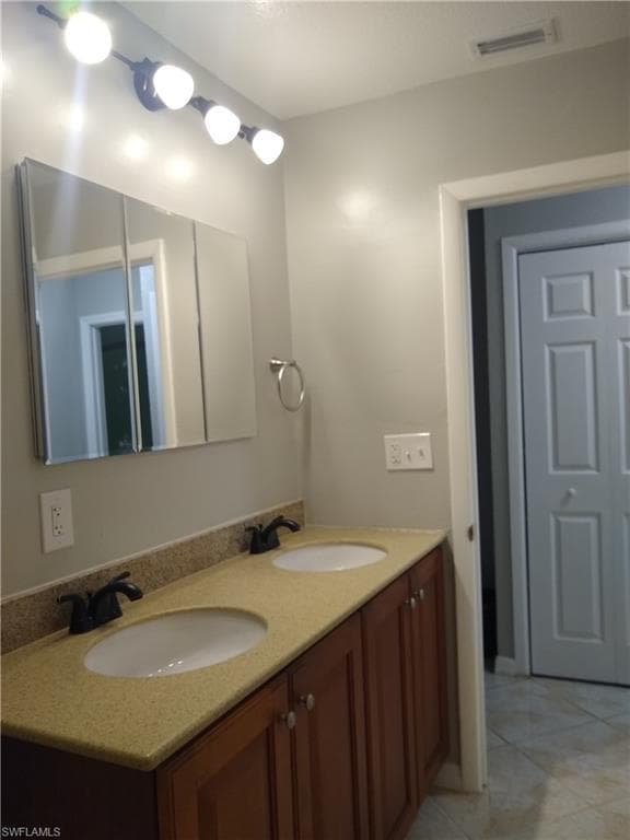 6870 Golden RD-7