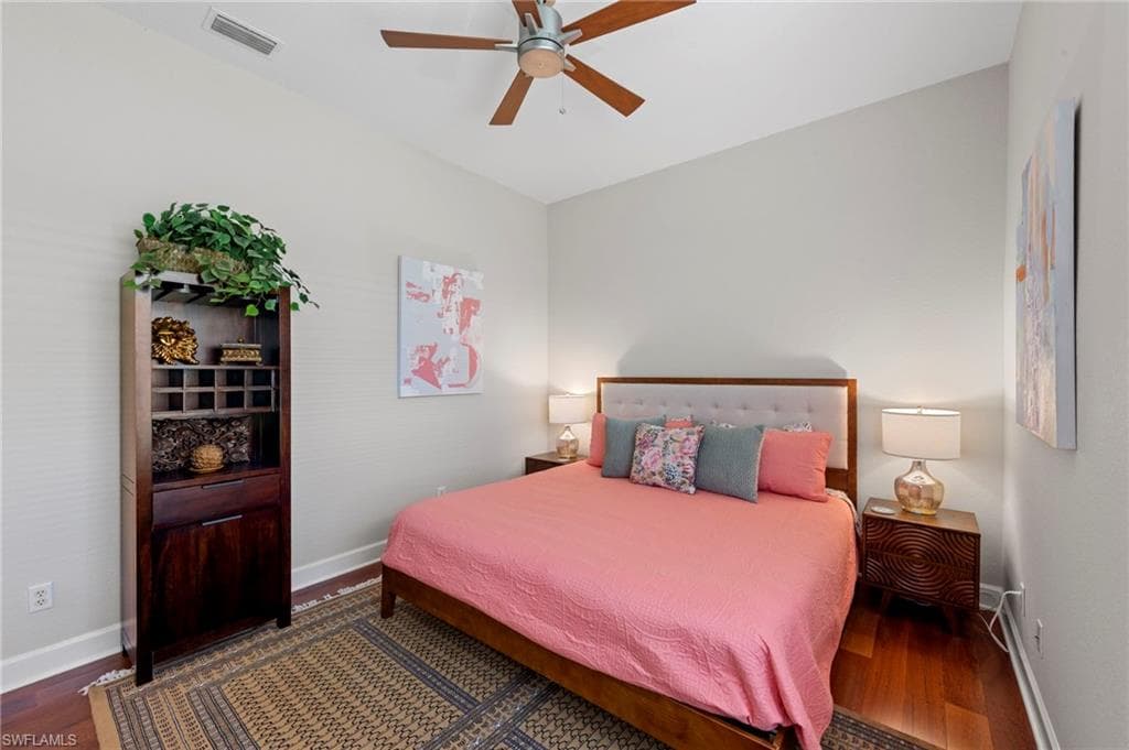 22043 Sycamore Grove-23