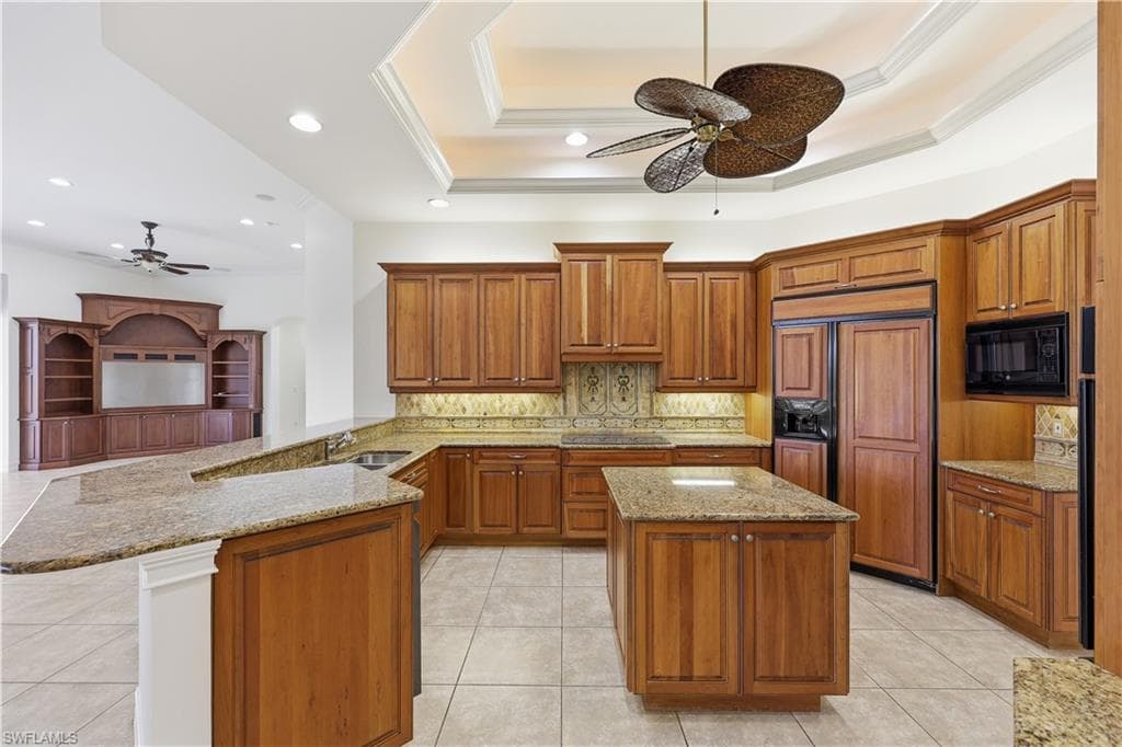 1687 Persimmon DR-19