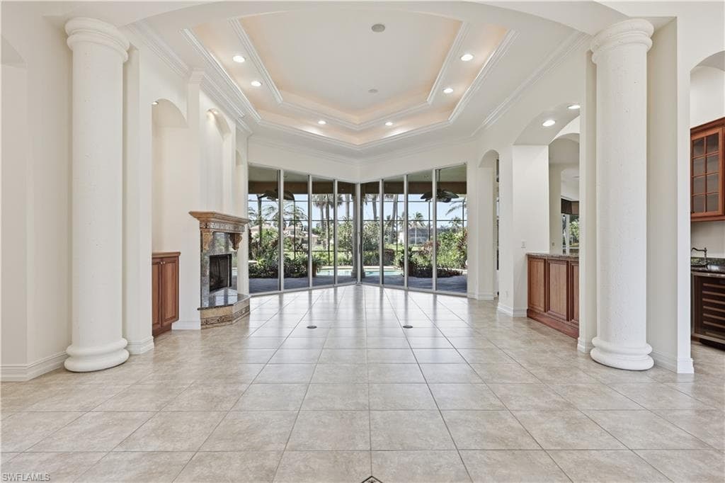1687 Persimmon DR-13