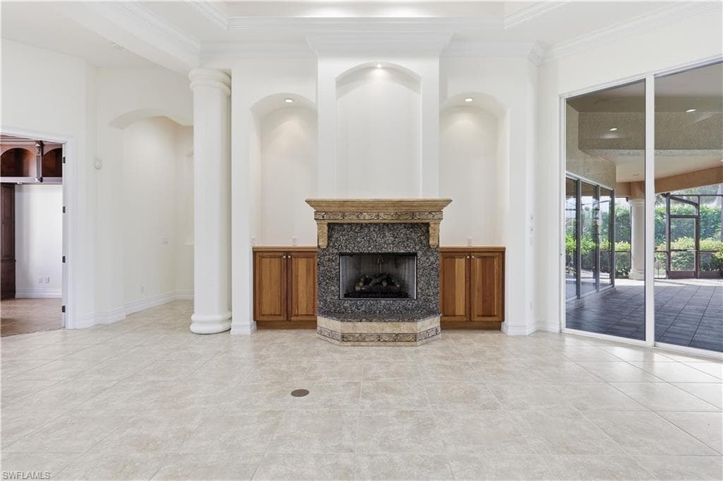 1687 Persimmon DR-10