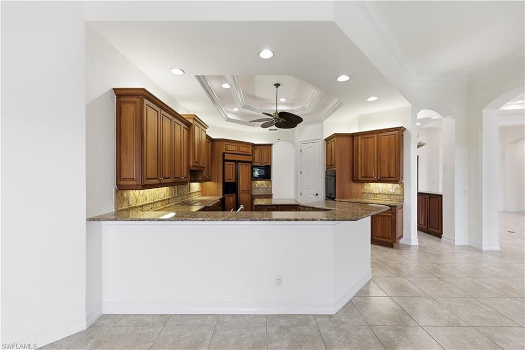1687 Persimmon DR-18