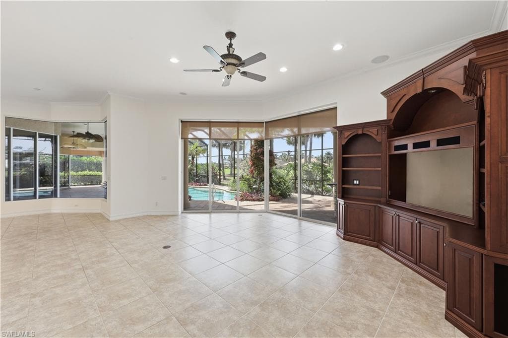 1687 Persimmon DR-24