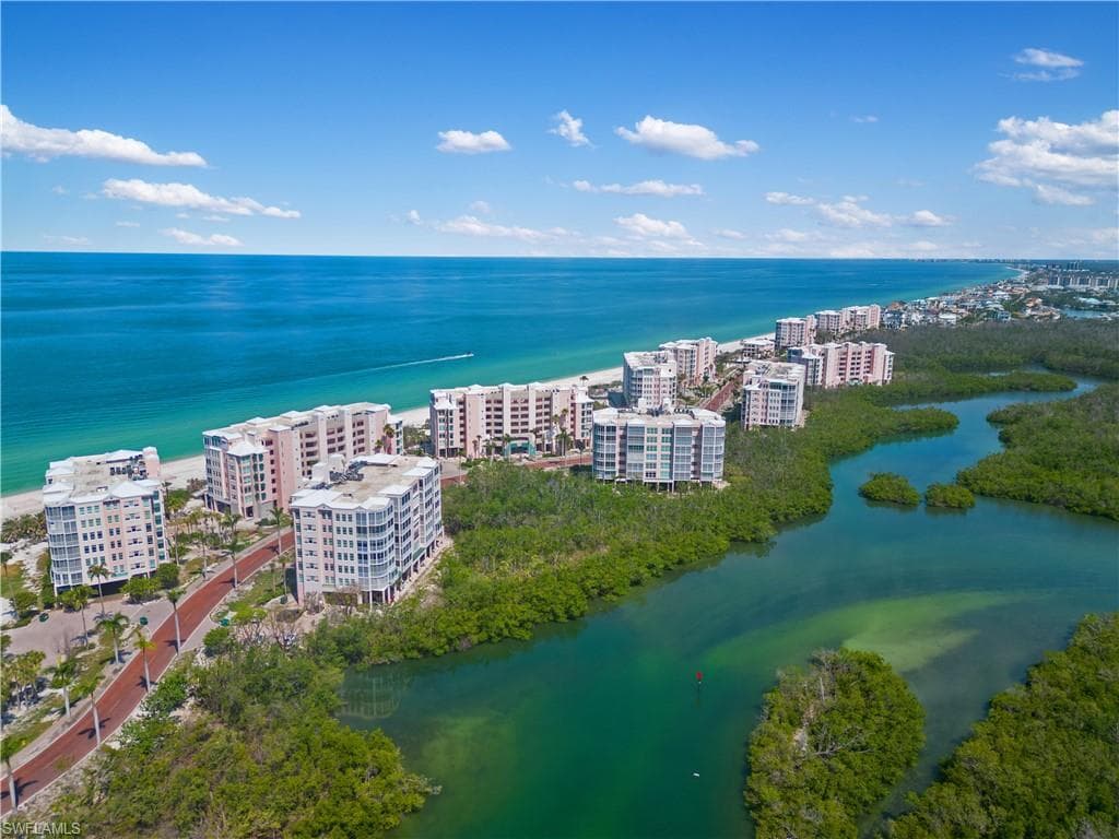 267 Barefoot Beach BLVD # 305, BONITA SPRINGS FL 34134-25