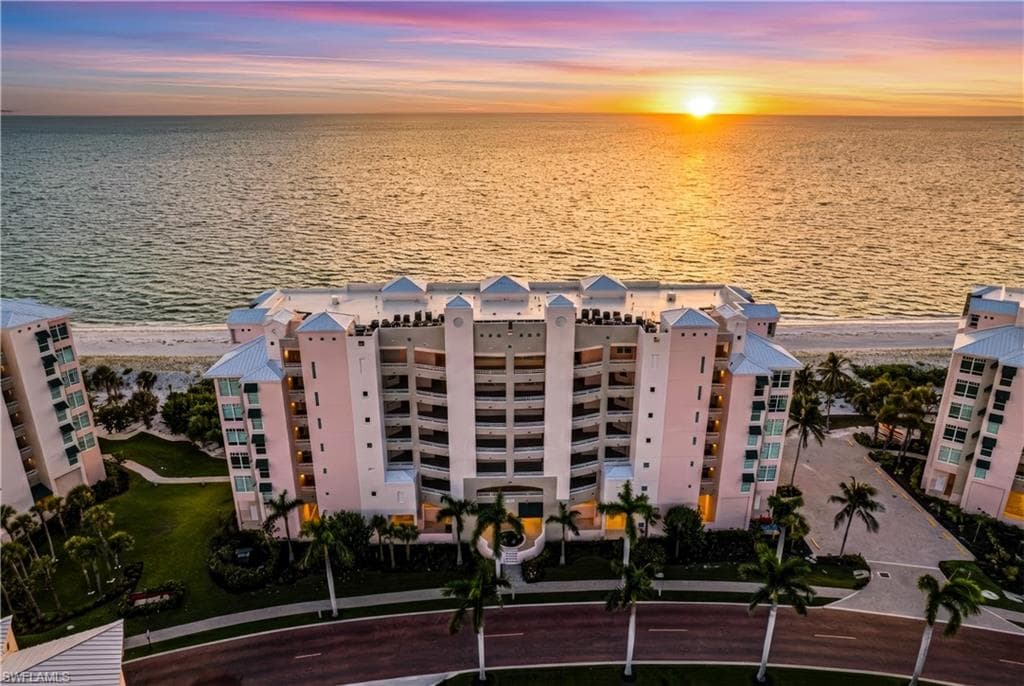 267 Barefoot Beach BLVD # 305, BONITA SPRINGS FL 34134-2