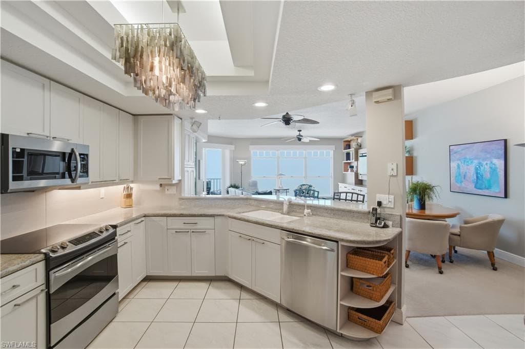 267 Barefoot Beach BLVD # 305, BONITA SPRINGS FL 34134-9