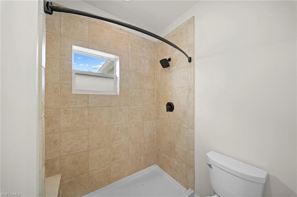 4011 Tarpon AVE-21