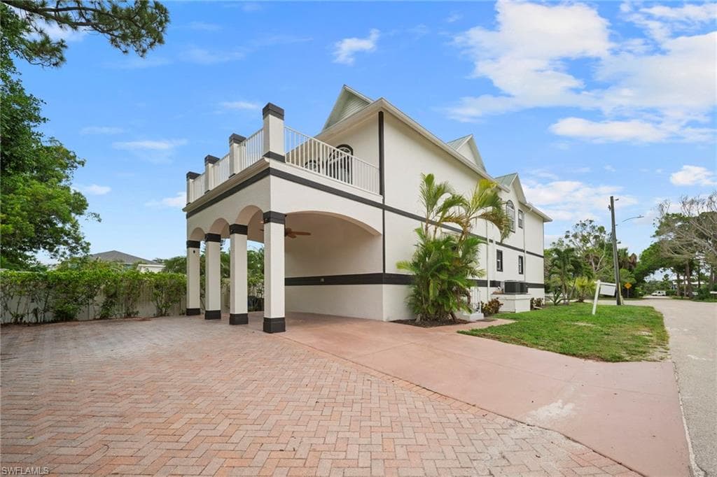 4011 Tarpon AVE-1