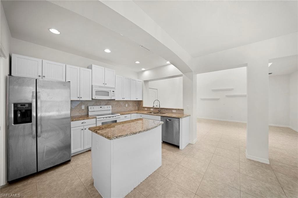 4011 Tarpon AVE-5