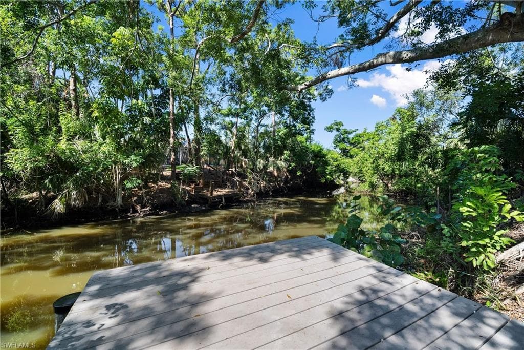 4011 Tarpon AVE-34