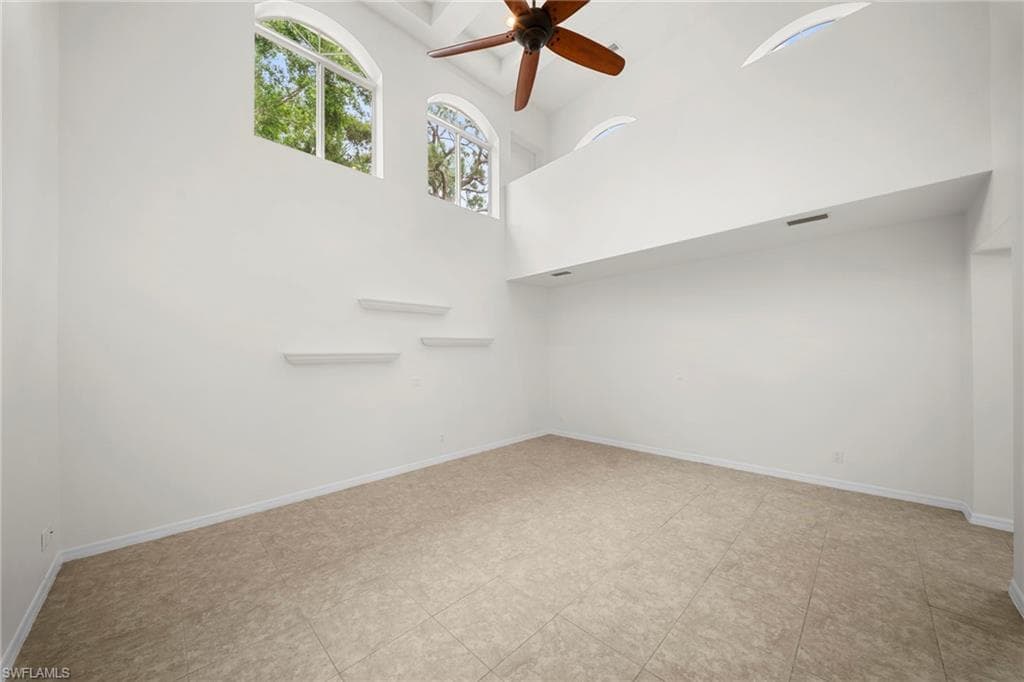4011 Tarpon AVE-9