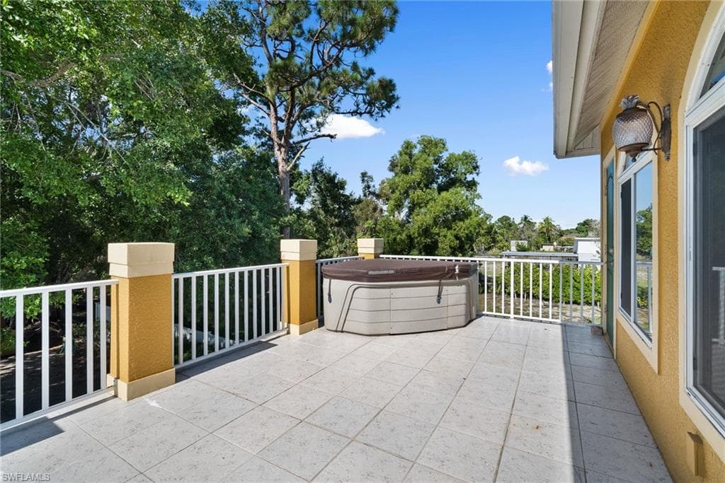 4011 Tarpon AVE-27