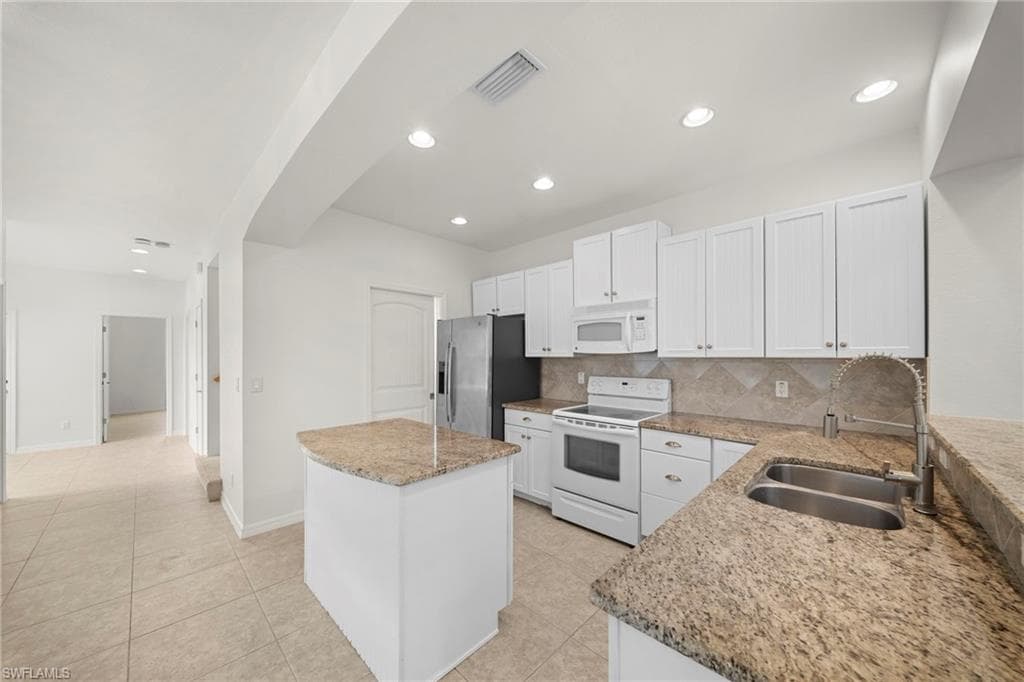 4011 Tarpon AVE-3