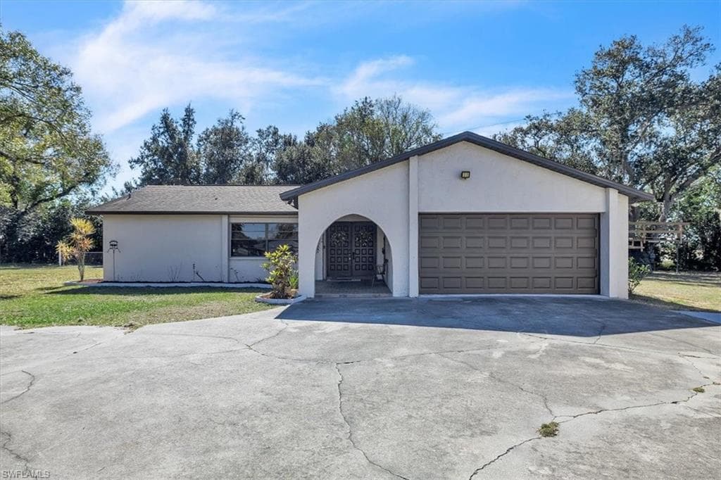 3576 SE Montgomery CIR, ARCADIA FL 34266-3