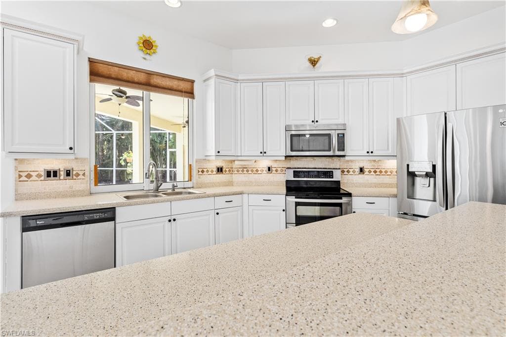 12426 Pebble Stone CT, FORT MYERS FL 33913-11