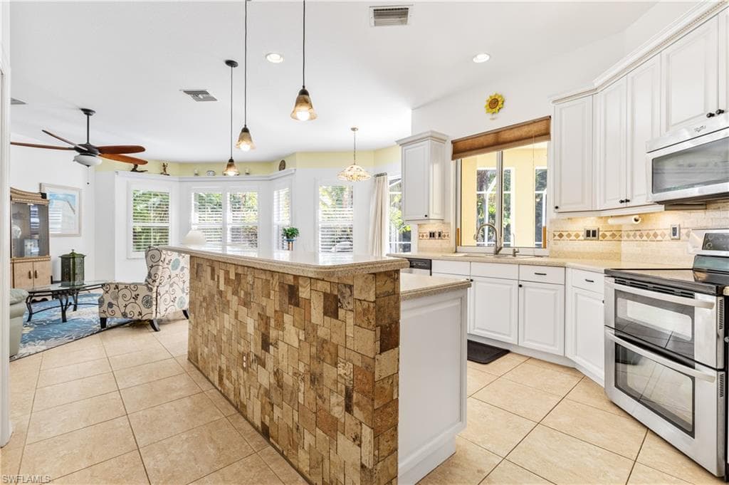 12426 Pebble Stone CT, FORT MYERS FL 33913-10