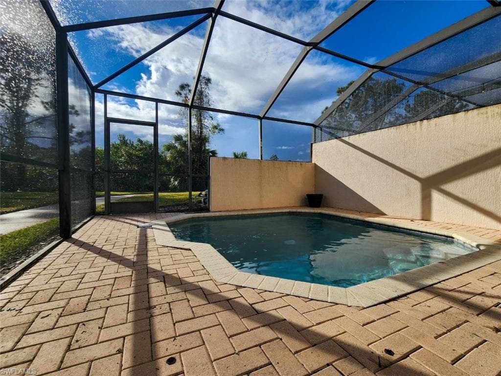 2332 SILVER PALM DR, KISSIMMEE FL 34747-1